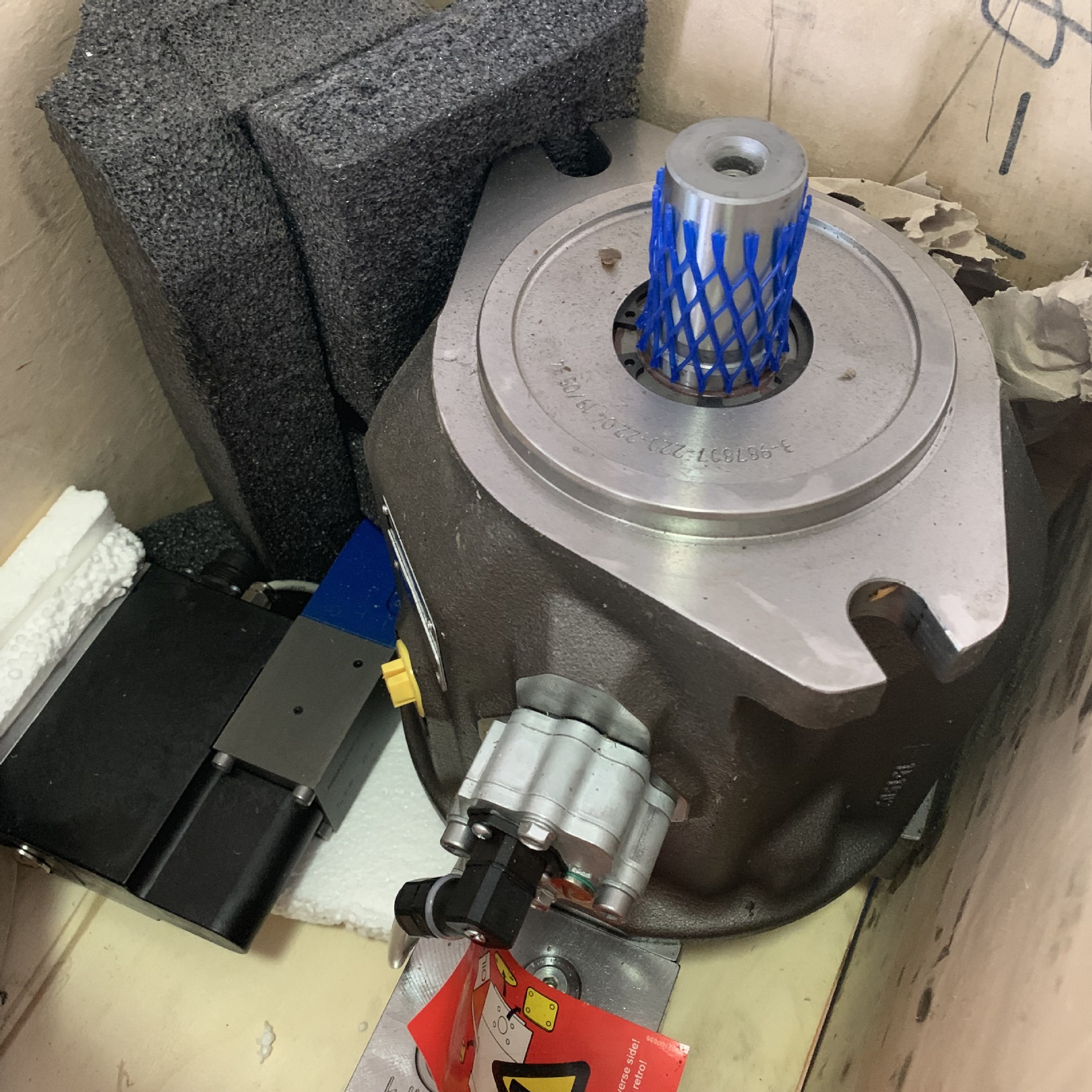 德国Rexroth力士乐SYDFEE-2X-071-PPA12N00-0000-A0B1CX2 变量泵 - 图片 3