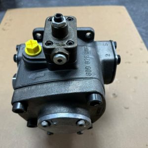 力士乐液压泵R900506808 PV7-1X/63-71RE07MC0-16柱塞泵